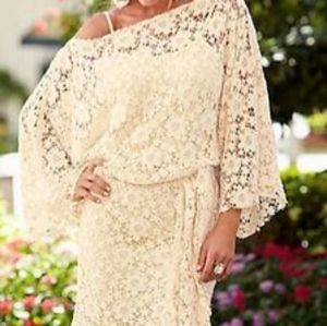 Flowy dress with slip 💛